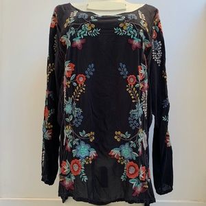 JOHNNY WAS Oversized BLOUSE Embroidered Pullover Top Tunic M BOHO Floral Black